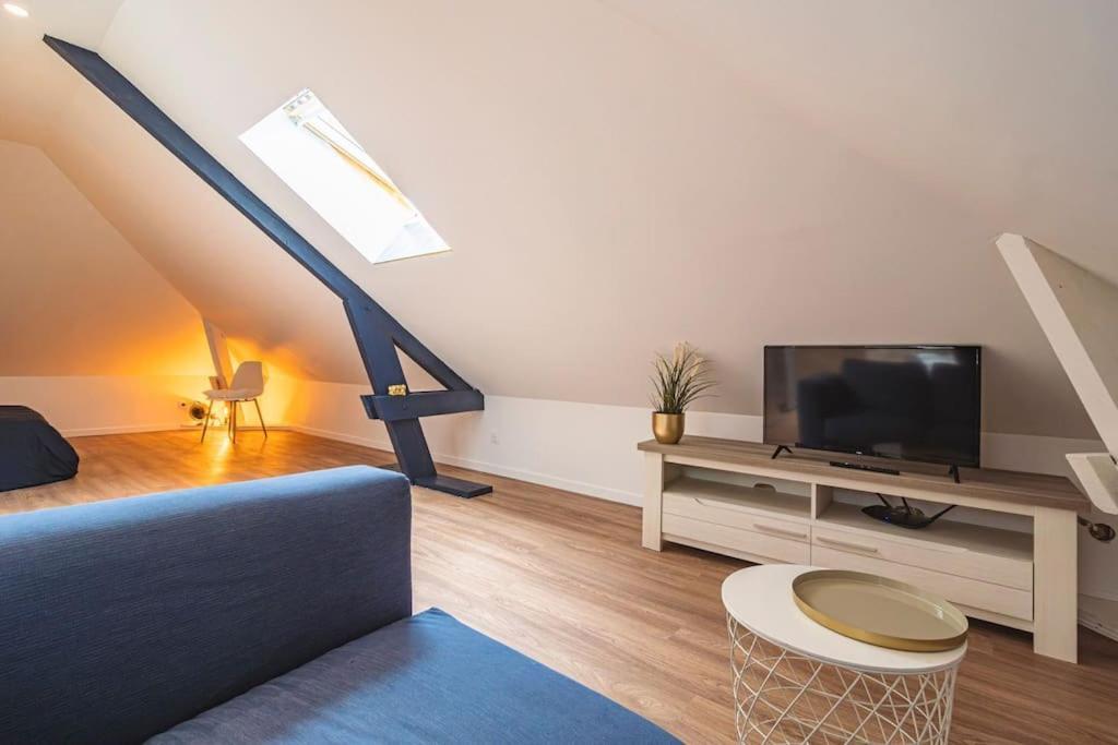 L'Azur Dore, Studio Pour 2 Voyageurs Isles-sur-Suippe Exterior photo